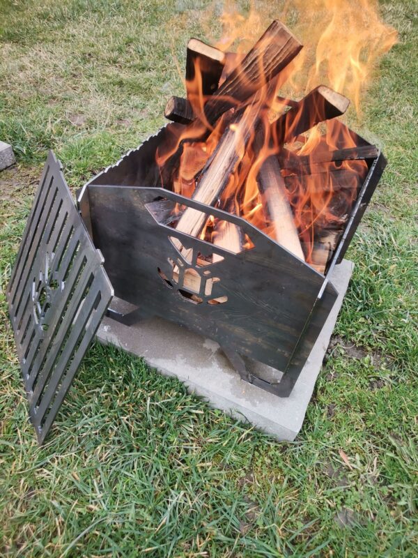 Gratar camping HOG Transformer multifunctional demontabil 30x30cm tabla 3mm - imagine 5